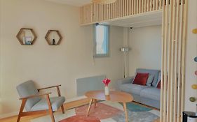 Studio proche plage balcon et parking